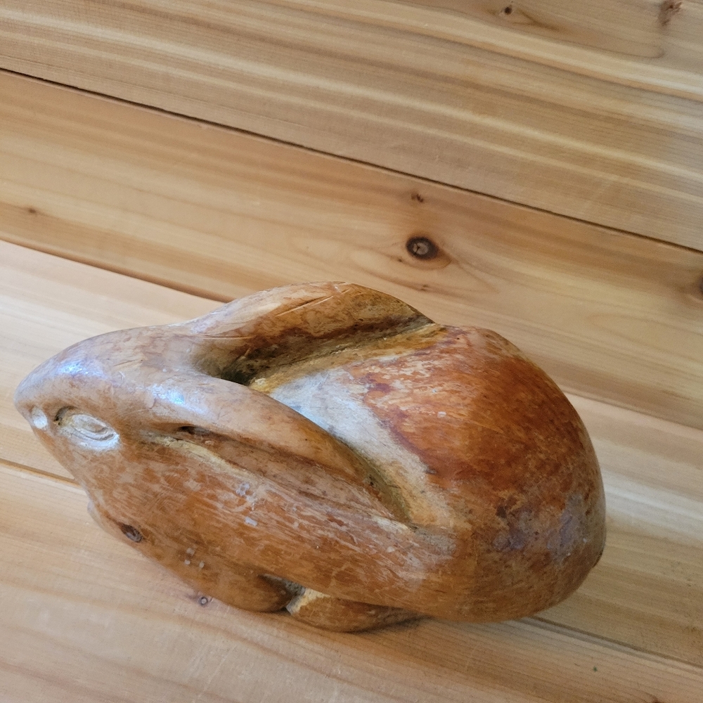 Vintage Hand Carved in Italy Wooden Bunny - Picture 5 of 8